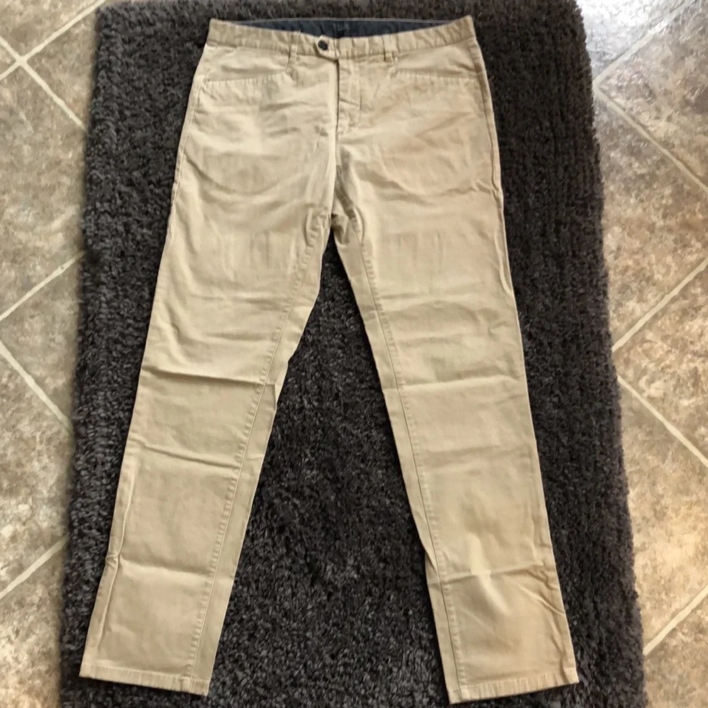 Men’s RW&CO Chino’s 32X32 - Picture 2 of 9